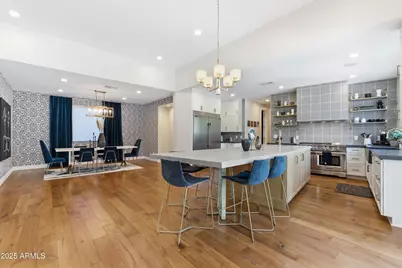 4601 N Royal View Drive, Phoenix, AZ 85018 - Photo 10