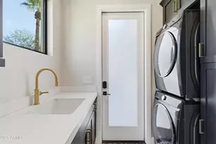 4601 N Royal View Dr, Phoenix, AZ 85018 - Photo 48