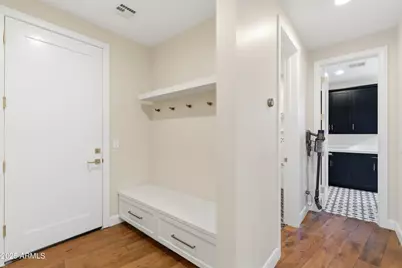 4601 N Royal View Drive, Phoenix, AZ 85018 - Photo 46