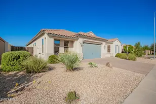 1672 S Sunset Dr, Chandler, AZ 85286 - Photo 2