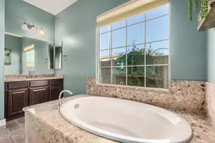 1672 S Sunset Dr, Chandler, AZ 85286 - Photo 20