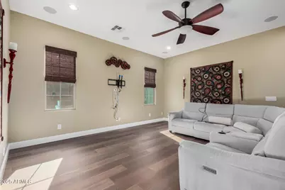 1672 S Sunset Drive, Chandler, AZ 85286 - Photo 8