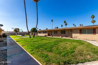 10851 W Santa Fe Drive, Sun City, AZ 85351 - Photo 24