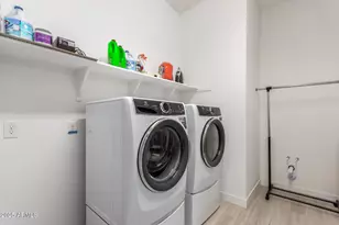 3420 E Harwell Rd, Phoenix, AZ 85042 - Photo 42