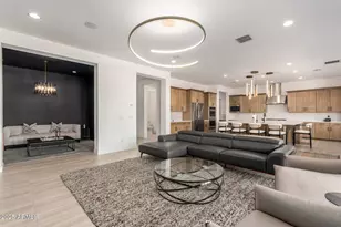 3420 E Harwell Rd, Phoenix, AZ 85042 - Photo 12