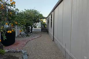 2233 E Behrend Dr, Phoenix, AZ 85024 - Photo 42