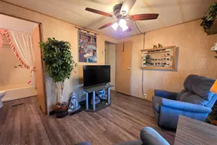 2233 E Behrend Dr, Phoenix, AZ 85024 - Photo 30