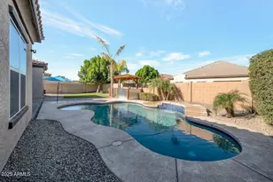 22174 E Creekside Dr, Queen Creek, AZ 85142 - Photo 12
