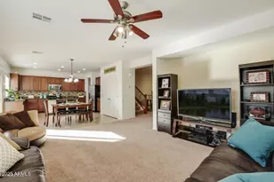 12039 W Leather Ln, Peoria, AZ 85383 - Photo 8