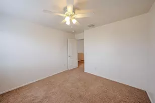 12039 W Leather Ln, Peoria, AZ 85383 - Photo 24