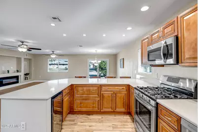 14617 N Boswell Boulevard, Sun City, AZ 85351 - Photo 4