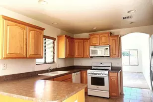 4539 Redwood St, Sierra Vista, AZ 85650 - Photo 8