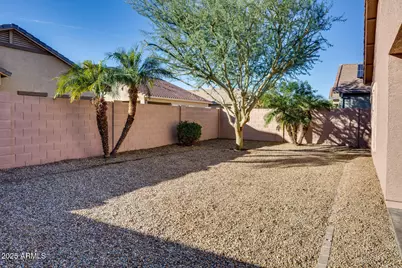 17711 W Marshall Lane, Surprise, AZ 85388 - Photo 34