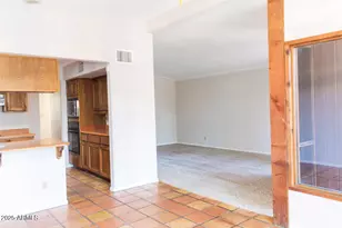 2601 N 68th Pl, Scottsdale, AZ 85257 - Photo 12