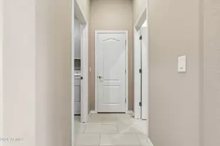 6592 S Bridal Vail Dr, Gilbert, AZ 85298 - Photo 44