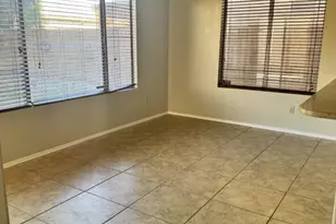 7442 W Via Del Sol Dr, Glendale, AZ 85310 - Photo 8