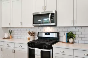 21055 W Elm Way Ct, Buckeye, AZ 85396 - Photo 24