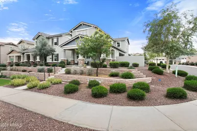 21055 W Elm Way Court, Buckeye, AZ 85396 - Photo 4