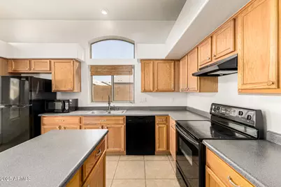 10628 W Coronado Road, Avondale, AZ 85392 - Photo 10