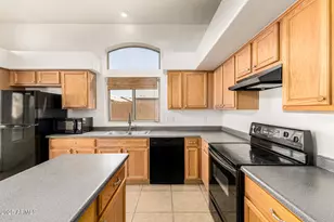 10628 W Coronado Rd, Avondale, AZ 85392 - Photo 10