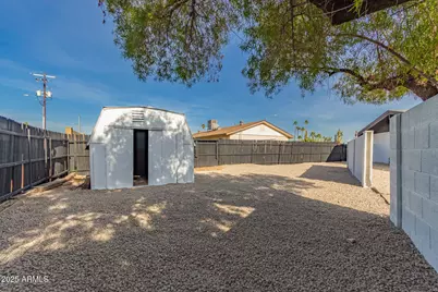 2319 W Wethersfield Road, Phoenix, AZ 85029 - Photo 40