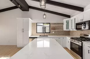 2319 W Wethersfield Rd, Phoenix, AZ 85029 - Photo 10