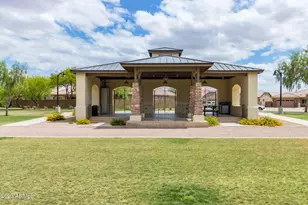 729 E Zesta Ln, Gilbert, AZ 85297 - Photo 36