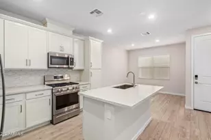 729 E Zesta Ln, Gilbert, AZ 85297 - Photo 8