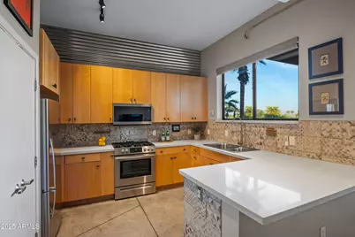 914 E Osborn Road #306, Phoenix, AZ 85014 - Photo 12