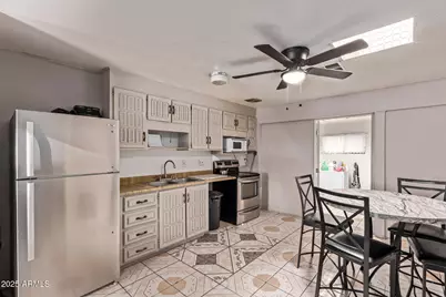 6814 W Berkeley Road, Phoenix, AZ 85035 - Photo 10