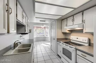 4442 E Kelton Ln, Phoenix, AZ 85032 - Photo 16