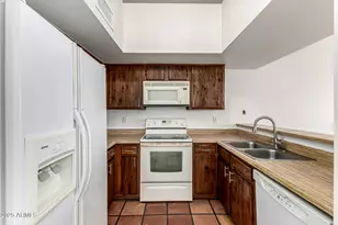 14002 N 49th Ave, Glendale, AZ 85306 - Photo 8