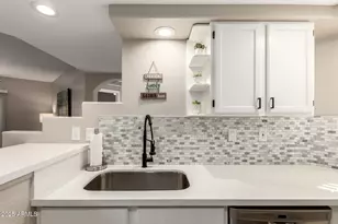 10410 N Cave Creek Rd, Phoenix, AZ 85020 - Photo 4