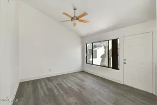 9221 N 59th Ave, Glendale, AZ 85302 - Photo 2