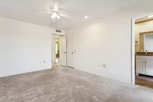 10608 W Gulf Hills Dr, Sun City, AZ 85351 - Photo 14