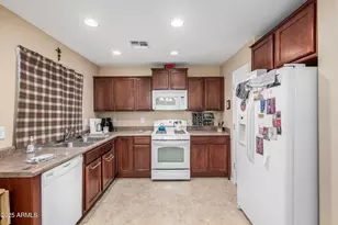 8048 W Georgetown Way, Florence, AZ 85132 - Photo 10