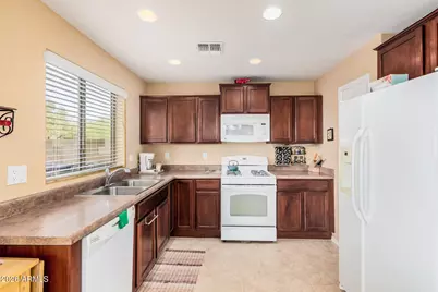 8048 W Georgetown Way, Florence, AZ 85132 - Photo 8