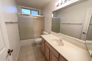 3869 W Charlotte Dr, Glendale, AZ 85310 - Photo 14