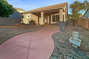 3869 W Charlotte Dr, Glendale, AZ 85310 - Photo 8