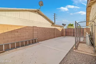 8316 W Sweetwater Ave, Peoria, AZ 85381 - Photo 14