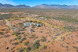 2500 N Appaloosa Pl, Huachuca City, AZ 85616 - Photo 38