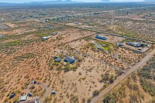 2500 N Appaloosa Pl, Huachuca City, AZ 85616 - Photo 44