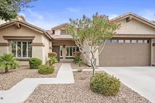 21857 N Gibson Dr, Maricopa, AZ 85139 - Photo 2