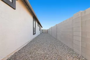 38197 W San Clemente St, Maricopa, AZ 85138 - Photo 44