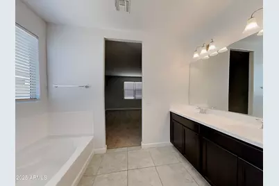 30388 W Amelia Avenue, Buckeye, AZ 85396 - Photo 8