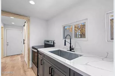 427 S 31st Avenue, Phoenix, AZ 85009 - Photo 6
