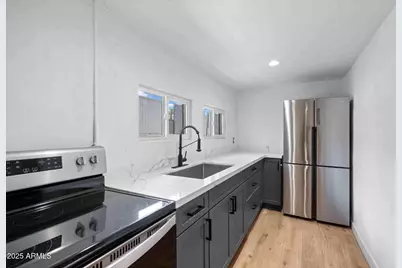 427 S 31st Avenue, Phoenix, AZ 85009 - Photo 8