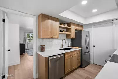 5847 E Thomas Road, Scottsdale, AZ 85251 - Photo 12