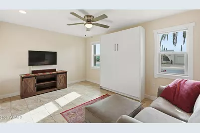 11022 W Crestbrook Drive, Sun City, AZ 85351 - Photo 12