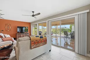 11022 W Crestbrook Dr, Sun City, AZ 85351 - Photo 22